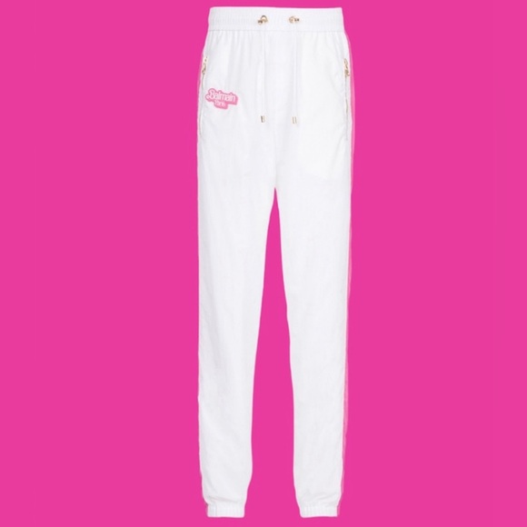 Balmain - Picture 2 of 2